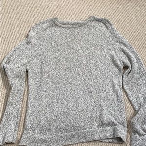 Brandy Melville sweater